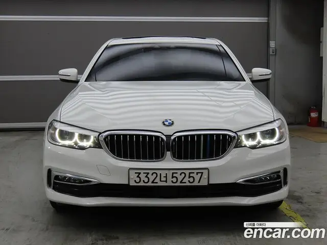 BMW 5 серия 2018 2.0 автомат (гидро), миниатюра 2 BMW 5 серия 2018 2.0 автомат (гидро), миниатюра 2