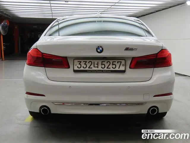 BMW 5 серия 2018 2.0 автомат (гидро), миниатюра 3 BMW 5 серия 2018 2.0 автомат (гидро), миниатюра 3