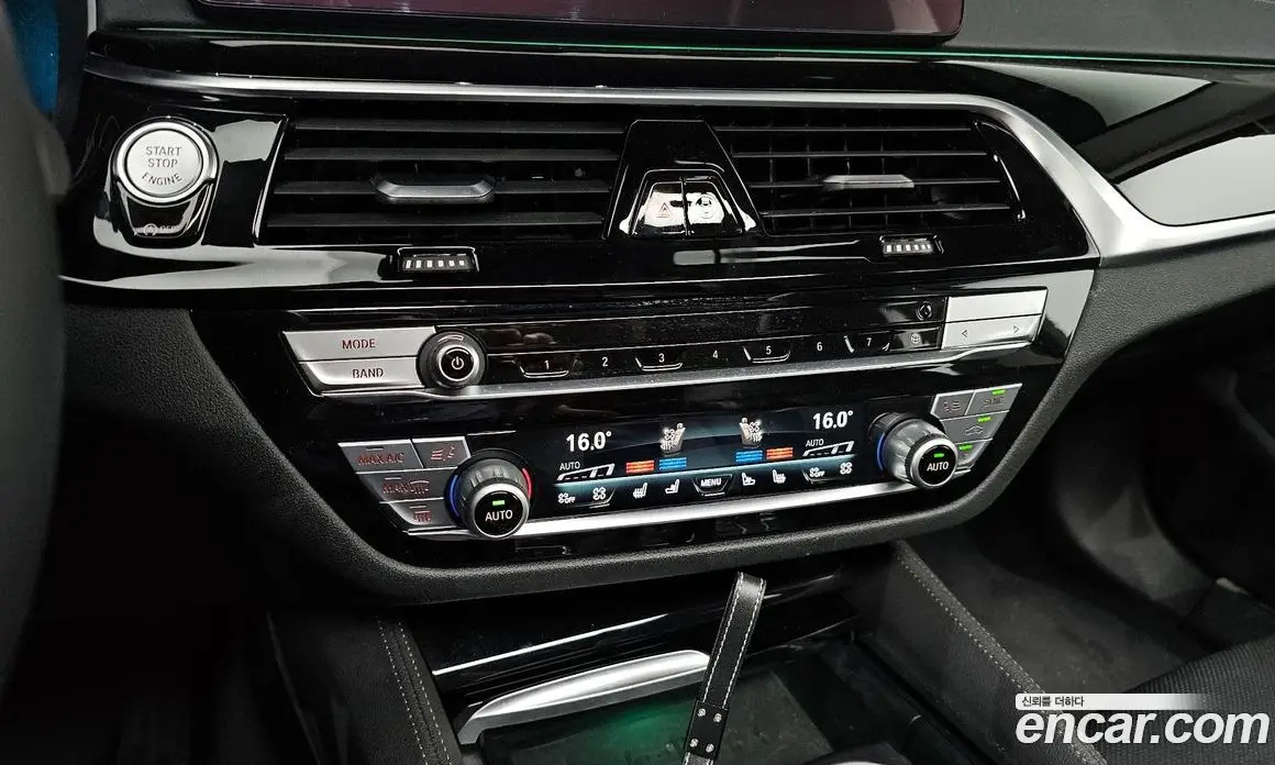 BMW 5 серия 2021 2.0 автомат (гидро), фото 24 BMW 5 серия 2021 2.0 автомат (гидро), фото 24