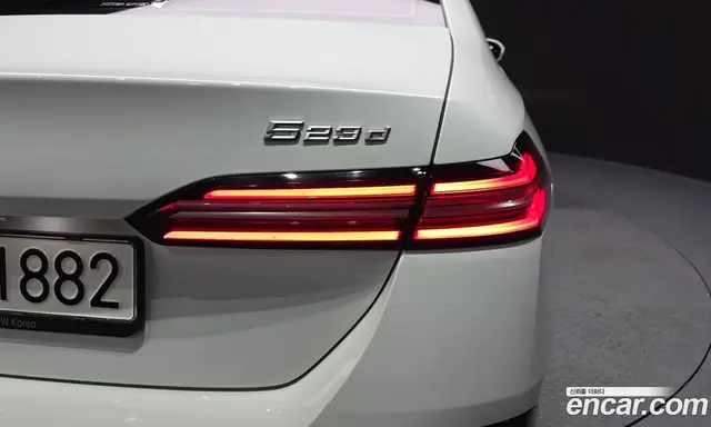 BMW 5 серия 2024 2.0 автомат (гидро), миниатюра 9 BMW 5 серия 2024 2.0 автомат (гидро), миниатюра 9
