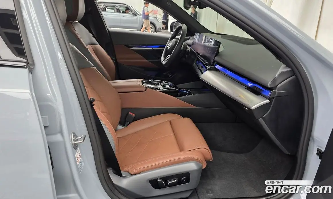 BMW 5 серия 2024 2.0 автомат (гидро), фото 16 BMW 5 серия 2024 2.0 автомат (гидро), фото 16