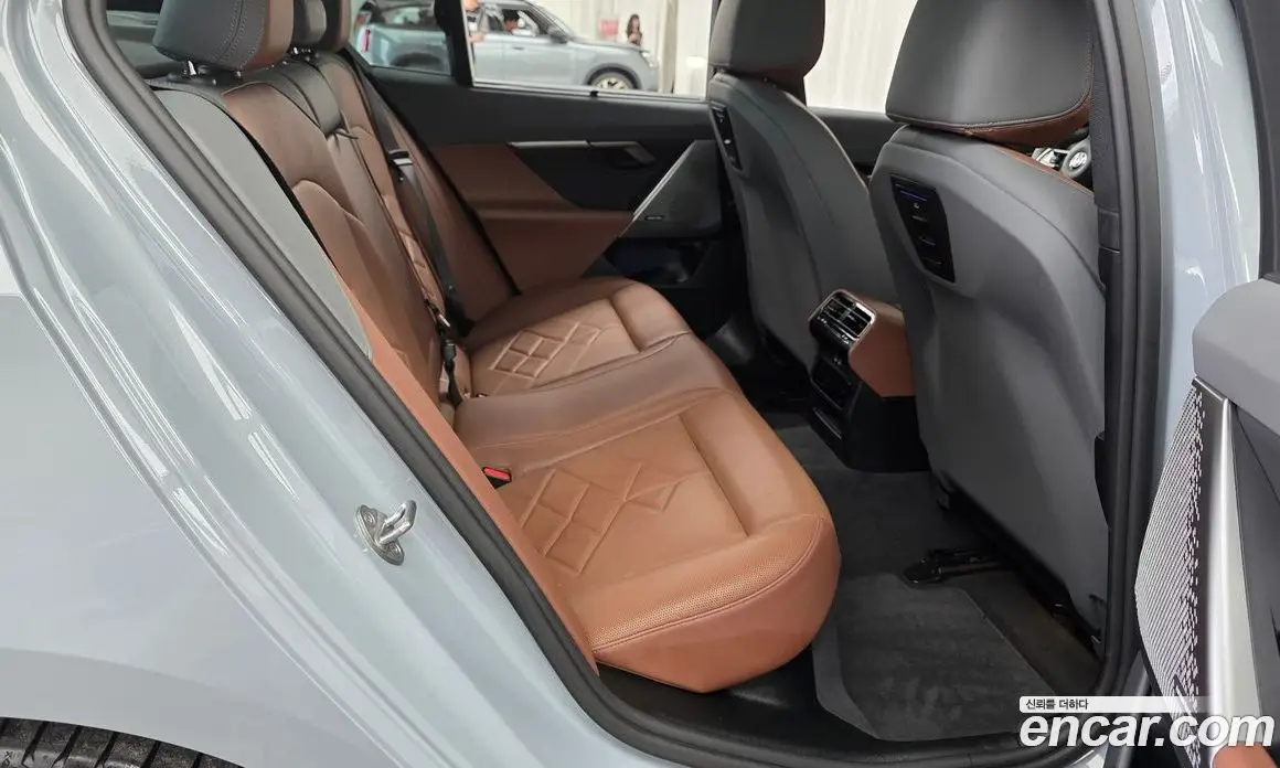 BMW 5 серия 2024 2.0 автомат (гидро), фото 17 BMW 5 серия 2024 2.0 автомат (гидро), фото 17