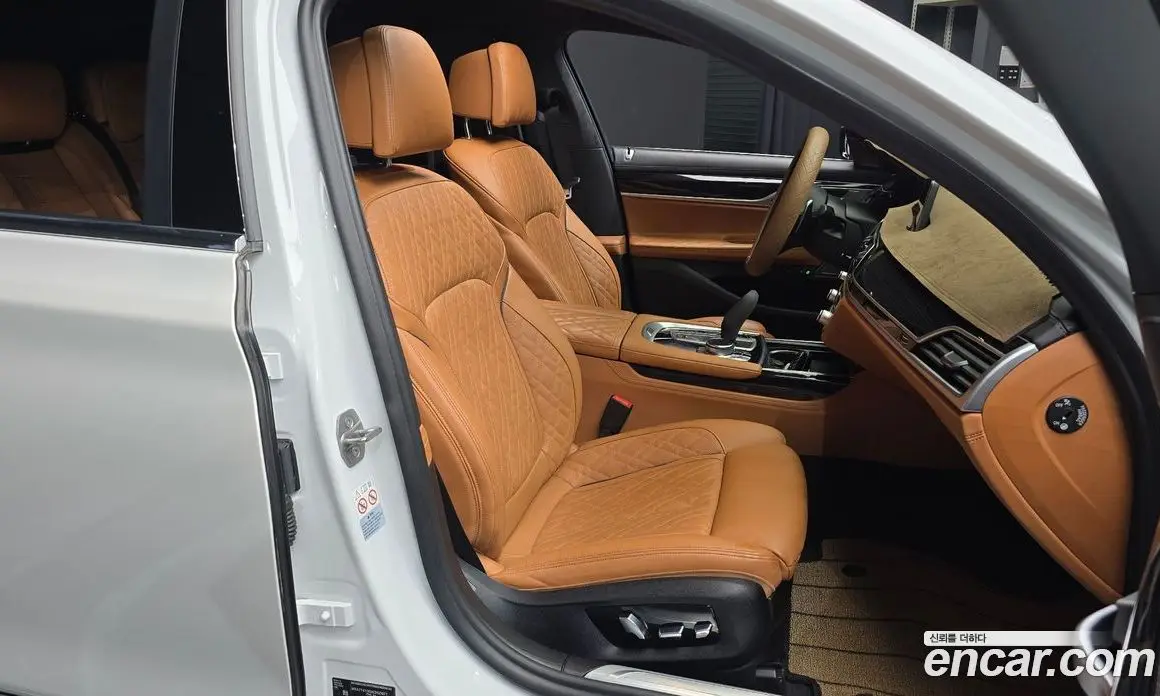 BMW 7 серия 2021 3.0 автомат (гидро), фото 16 BMW 7 серия 2021 3.0 автомат (гидро), фото 16