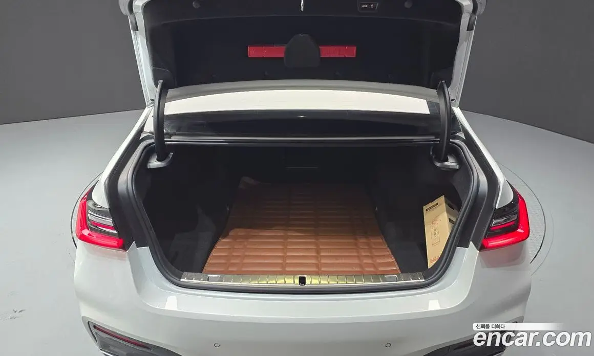 BMW 7 серия 2021 3.0 автомат (гидро), фото 32 BMW 7 серия 2021 3.0 автомат (гидро), фото 32