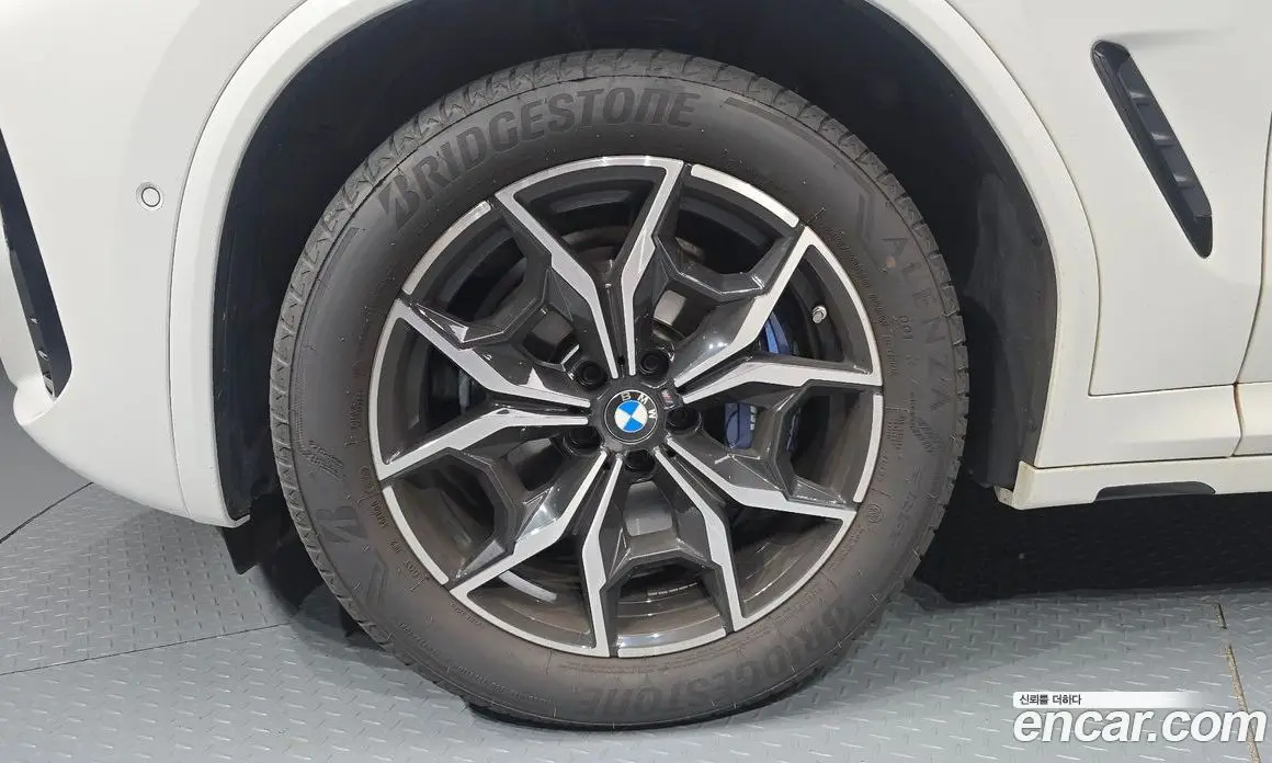 BMW X3 2024 2.0 автомат (гидро), фото 5 BMW X3 2024 2.0 автомат (гидро), фото 5