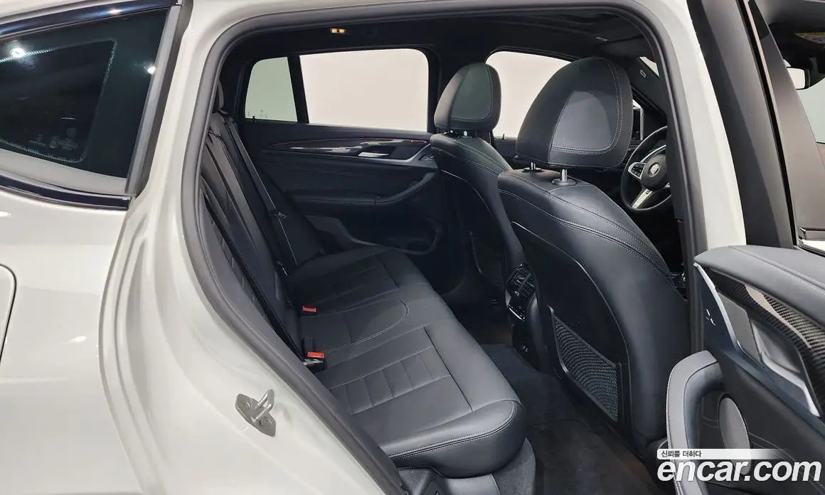 BMW X4 2024 2.0 автомат (гидро), фото 17 BMW X4 2024 2.0 автомат (гидро), фото 17