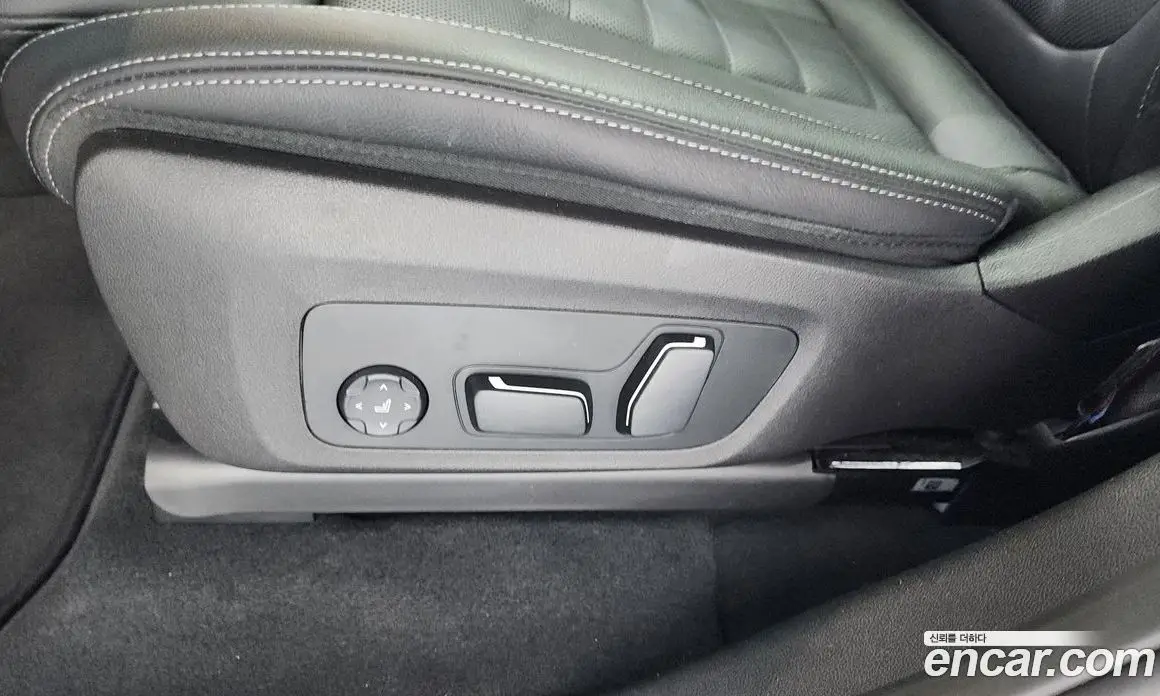 BMW X4 2024 2.0 автомат (гидро), фото 31 BMW X4 2024 2.0 автомат (гидро), фото 31
