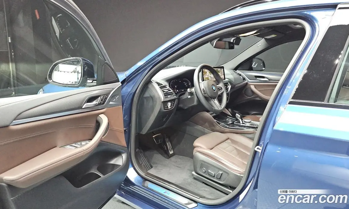 BMW X4 2025 2.0 автомат (гидро), фото 13