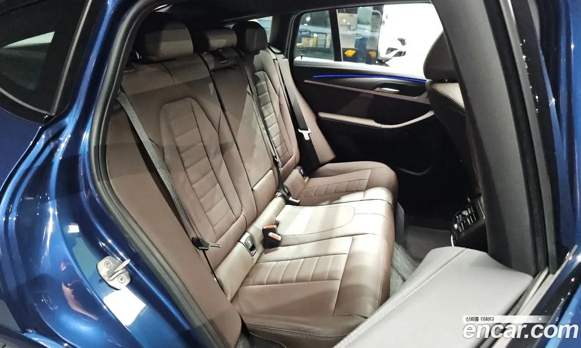 BMW X4 2025 2.0 автомат (гидро), фото 17