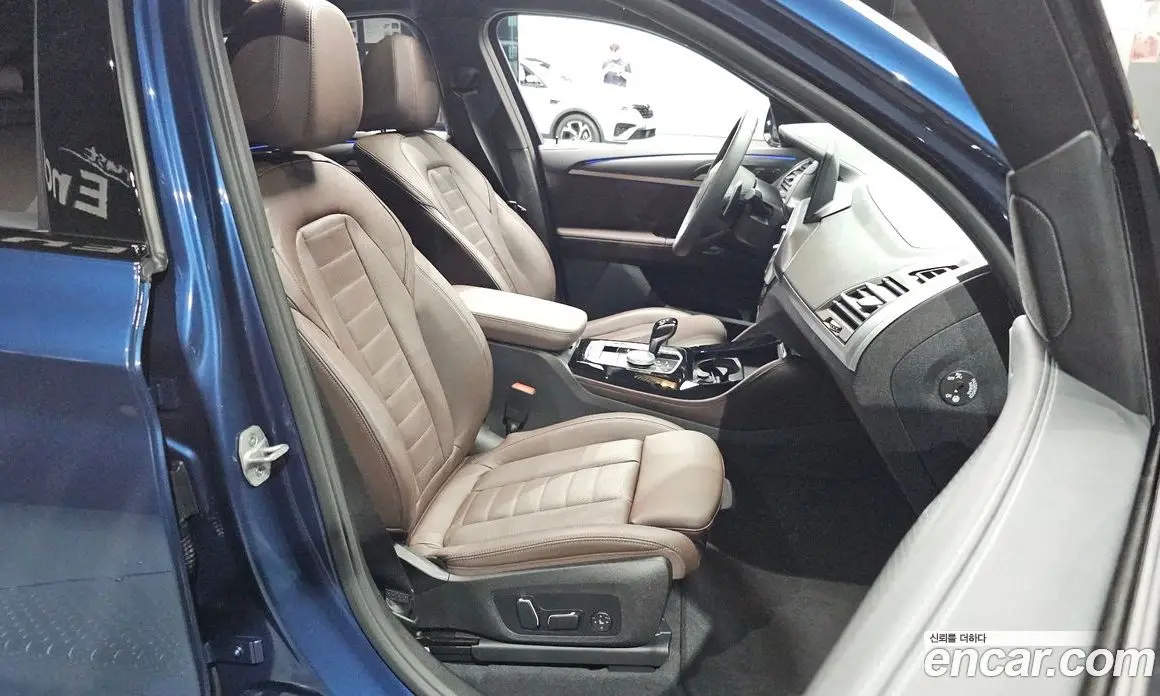 BMW X4 2025 2.0 автомат (гидро), фото 18