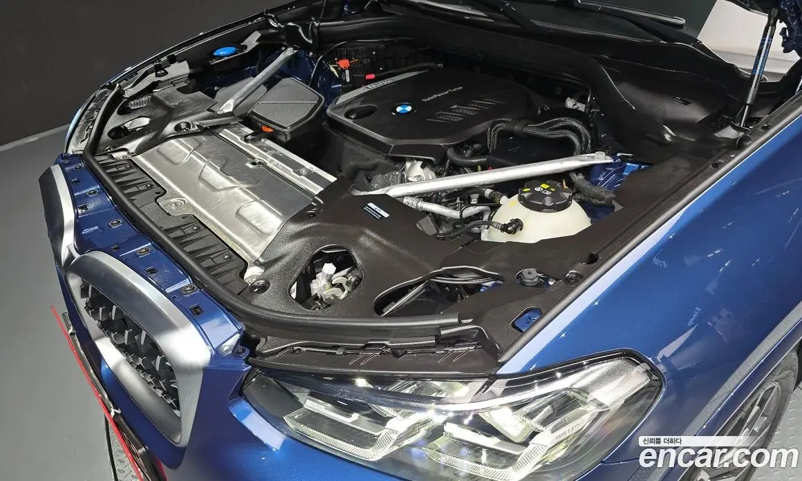 BMW X4 2025 2.0 автомат (гидро), фото 6