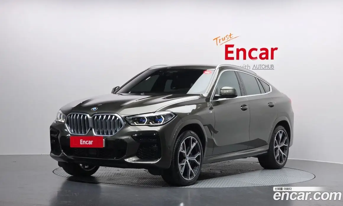 BMW X6 2022 3.0 автомат (гидро), фото 1 BMW X6 2022 3.0 автомат (гидро), фото 1