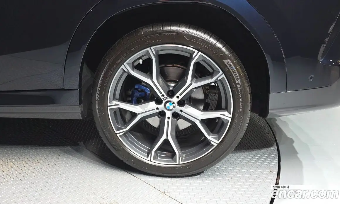 BMW X6 2022 3.0 автомат (гидро), фото 7 BMW X6 2022 3.0 автомат (гидро), фото 7