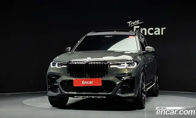 BMW X7 2022 3.0 автомат (гидро), миниатюра 3