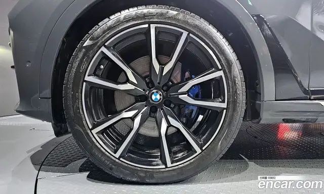 BMW X7 2022 3.0 автомат (гидро), миниатюра 5