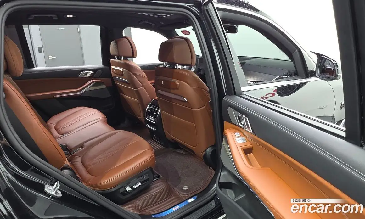 BMW X7 2025 3.0 автомат (гидро), фото 17 BMW X7 2025 3.0 автомат (гидро), фото 17