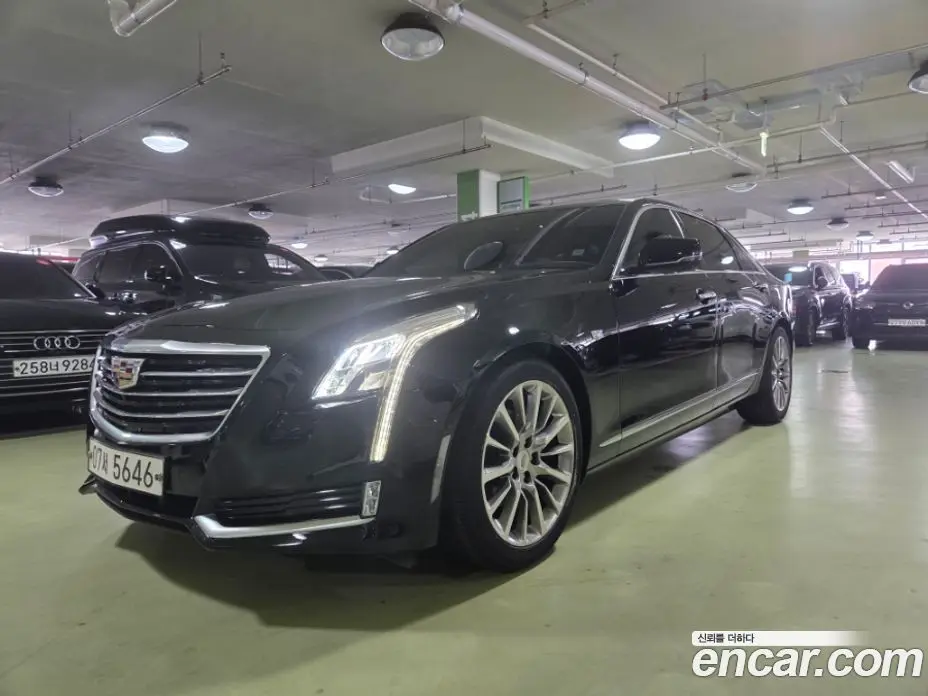 Cadillac CT6 2018 2.0 автомат (гидро), фото 1 Cadillac CT6 2018 2.0 автомат (гидро), фото 1
