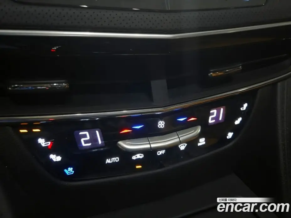 Cadillac CT6 2018 2.0 автомат (гидро), фото 15 Cadillac CT6 2018 2.0 автомат (гидро), фото 15