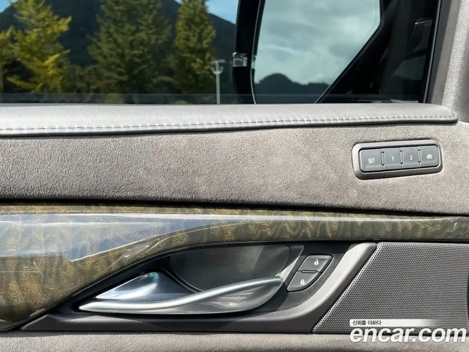 Cadillac Escalade 2019 6.2 автомат (гидро), фото 12 Cadillac Escalade 2019 6.2 автомат (гидро), фото 12