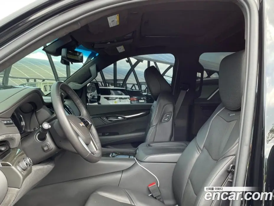 Cadillac Escalade 2019 6.2 автомат (гидро), фото 13 Cadillac Escalade 2019 6.2 автомат (гидро), фото 13