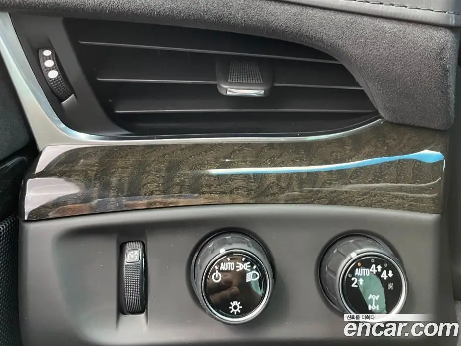 Cadillac Escalade 2019 6.2 автомат (гидро), фото 15 Cadillac Escalade 2019 6.2 автомат (гидро), фото 15