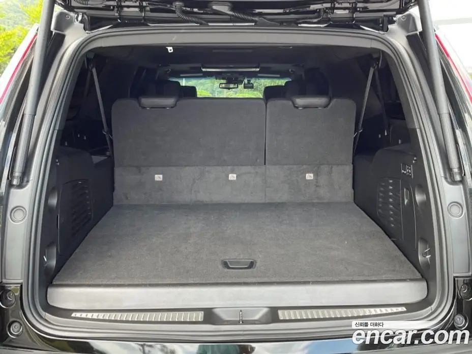 Cadillac Escalade 2019 6.2 автомат (гидро), фото 17 Cadillac Escalade 2019 6.2 автомат (гидро), фото 17