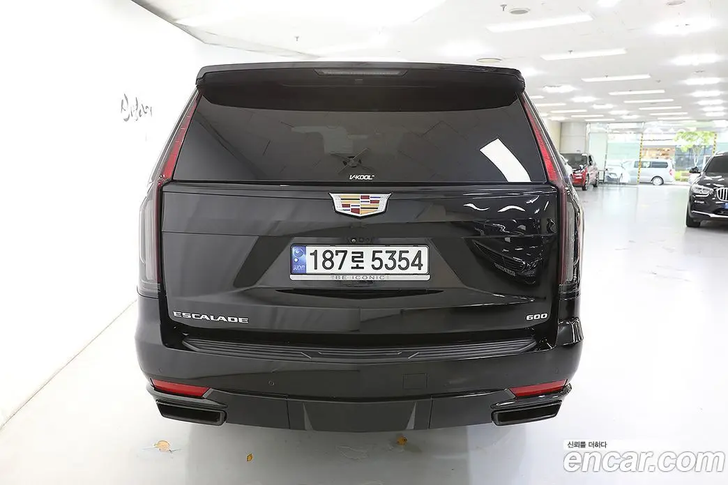 Cadillac Escalade 2022 6.2 автомат (гидро), фото 5 Cadillac Escalade 2022 6.2 автомат (гидро), фото 5