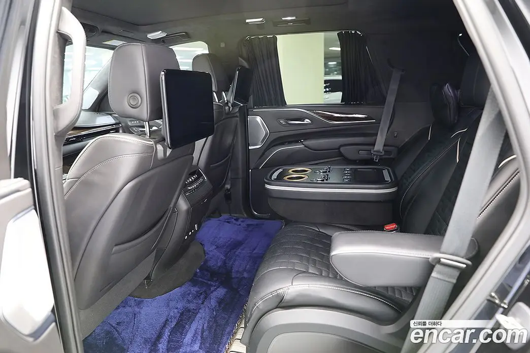 Cadillac Escalade 2022 6.2 автомат (гидро), фото 8 Cadillac Escalade 2022 6.2 автомат (гидро), фото 8