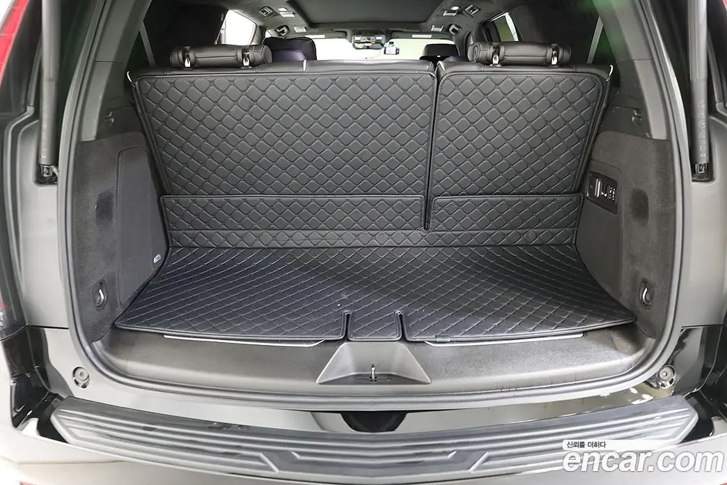 Cadillac Escalade 2022 6.2 автомат (гидро), фото 10 Cadillac Escalade 2022 6.2 автомат (гидро), фото 10