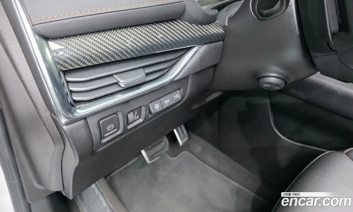 Cadillac XT4 2022 2.0 автомат (гидро), фото 25 Cadillac XT4 2022 2.0 автомат (гидро), фото 25