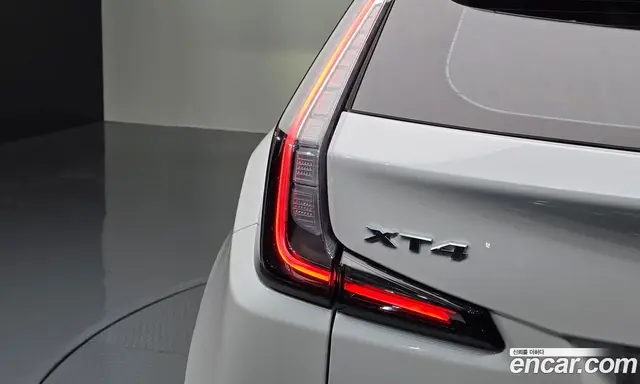 Cadillac XT4 2022 2.0 автомат (гидро), миниатюра 9 Cadillac XT4 2022 2.0 автомат (гидро), миниатюра 9