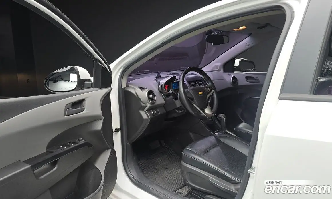 Chevrolet Aveo 2013 1.6 автомат (гидро), фото 13
