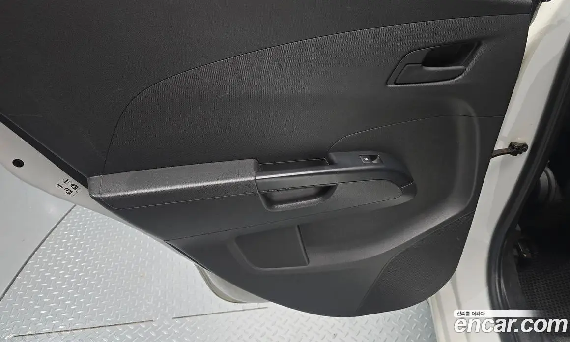 Chevrolet Aveo 2013 1.6 автомат (гидро), фото 15