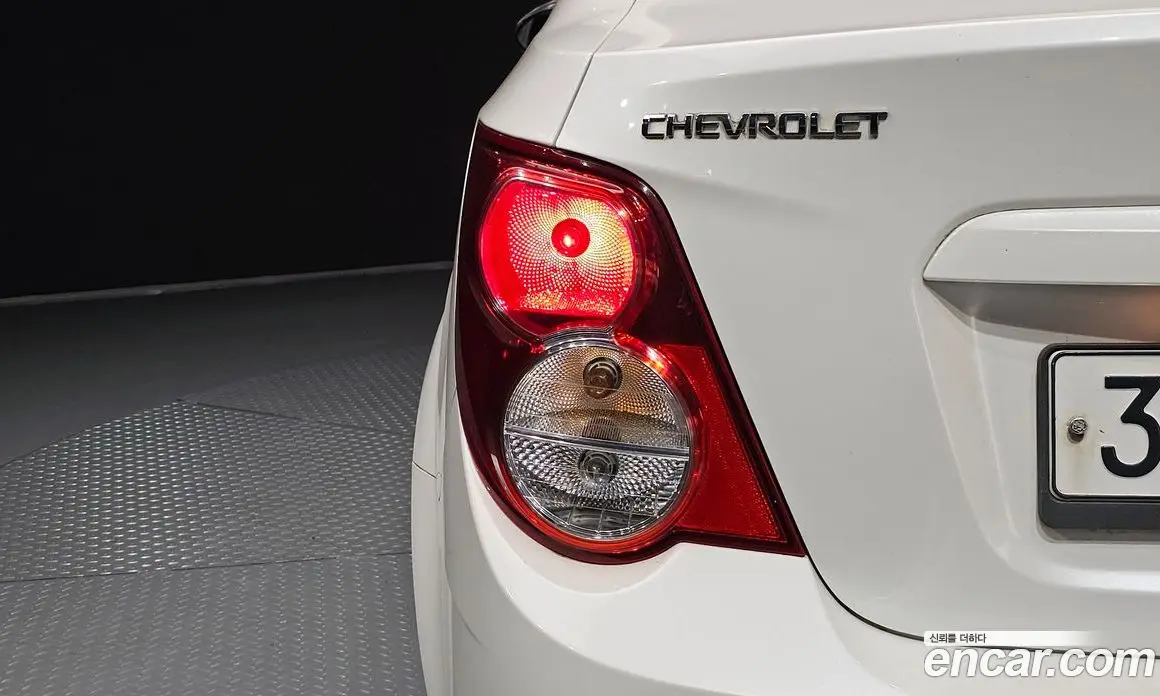 Chevrolet Aveo 2013 1.6 автомат (гидро), фото 9
