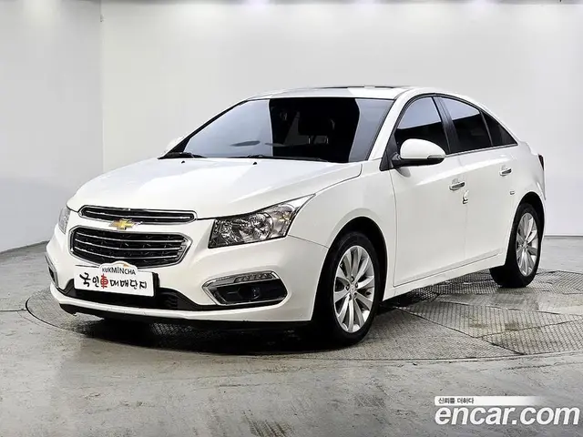Chevrolet Cruze 2015 1.4 автомат (гидро), миниатюра 1 Chevrolet Cruze 2015 1.4 автомат (гидро), миниатюра 1