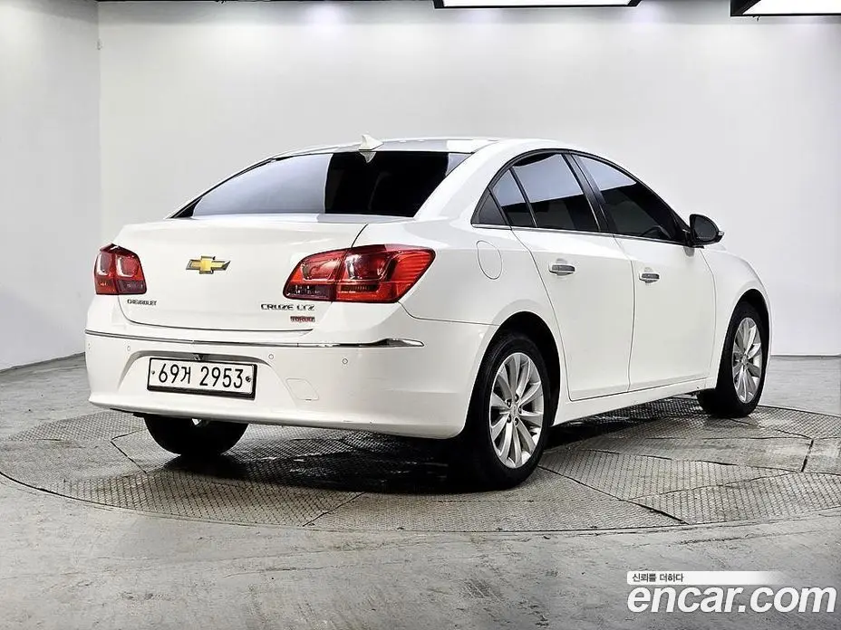 Chevrolet Cruze 2015 1.4 автомат (гидро), фото 4 Chevrolet Cruze 2015 1.4 автомат (гидро), фото 4