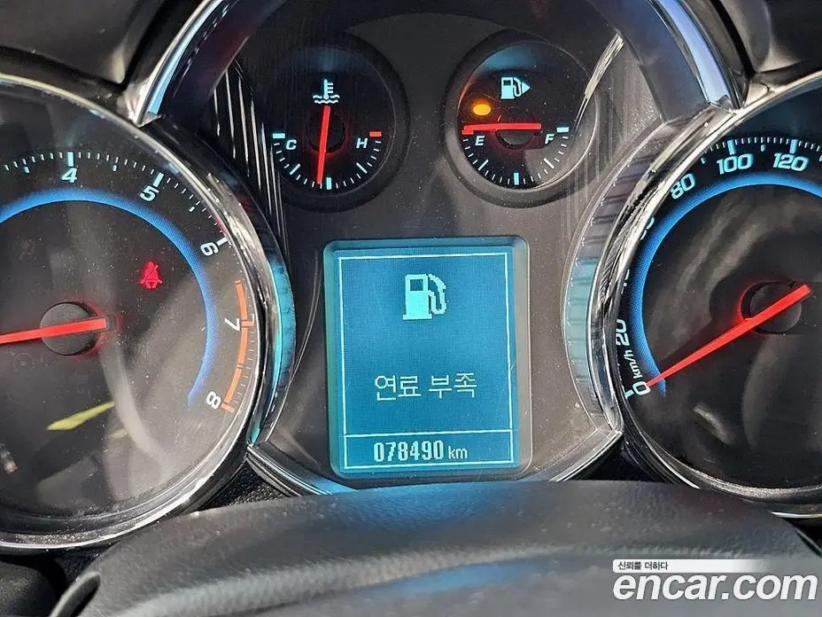 Chevrolet Cruze 2015 1.4 автомат (гидро), фото 7 Chevrolet Cruze 2015 1.4 автомат (гидро), фото 7