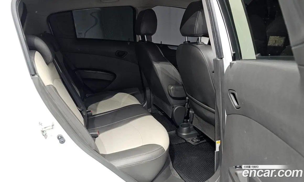 Chevrolet Spark 2014 1.0 автомат (гидро), фото 18 Chevrolet Spark 2014 1.0 автомат (гидро), фото 18
