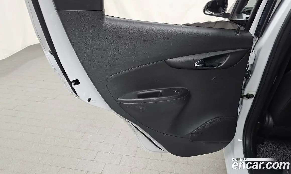 Chevrolet Spark 2016 1.0 автомат (гидро), фото 15 Chevrolet Spark 2016 1.0 автомат (гидро), фото 15