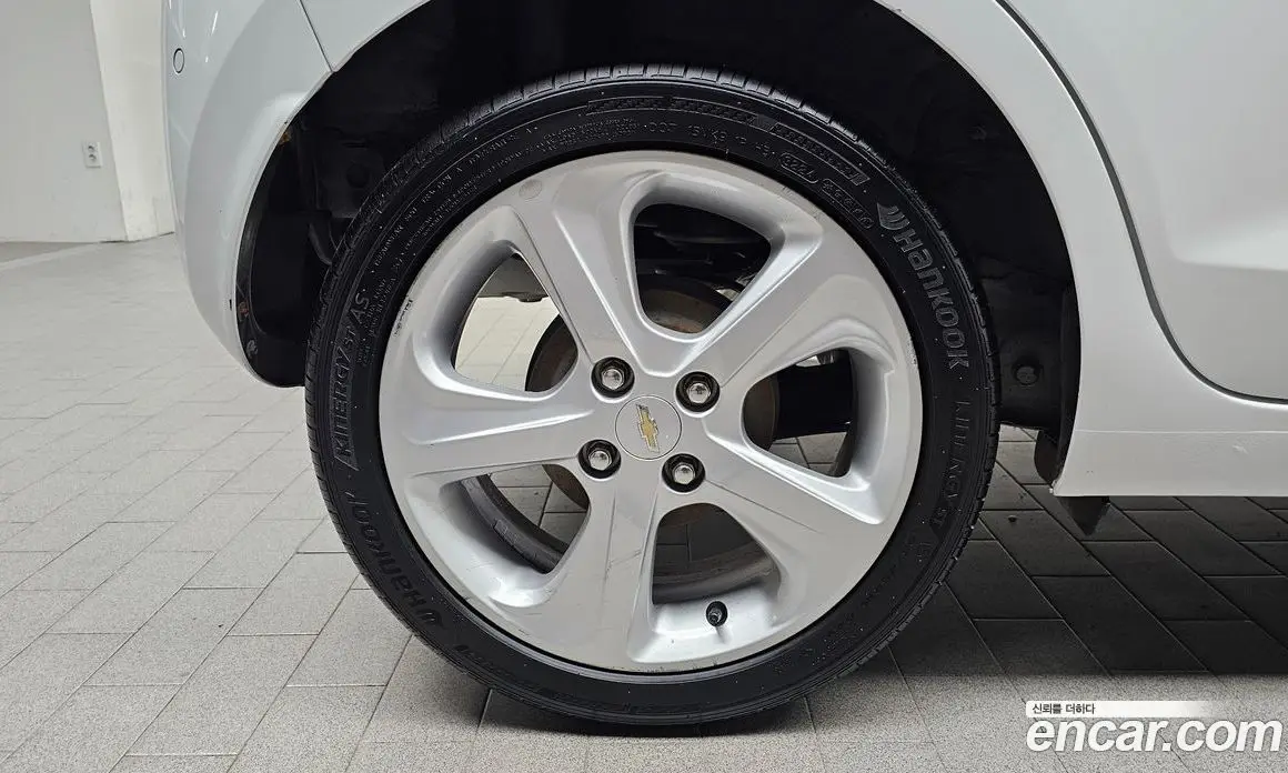 Chevrolet Spark 2016 1.0 автомат (гидро), фото 23 Chevrolet Spark 2016 1.0 автомат (гидро), фото 23