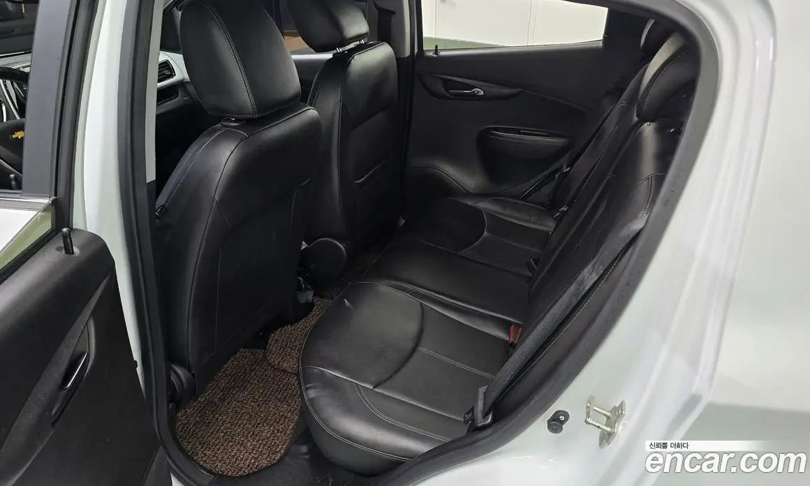 Chevrolet Spark 2016 1.0 автомат (гидро), фото 18 Chevrolet Spark 2016 1.0 автомат (гидро), фото 18