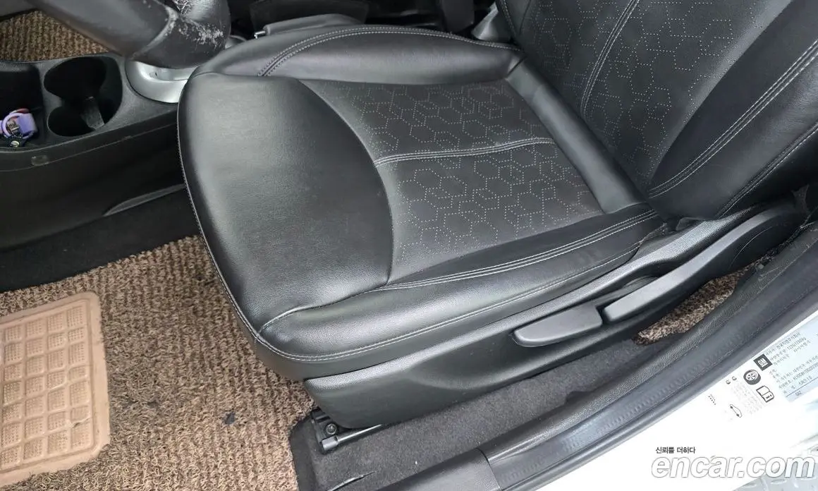 Chevrolet Spark 2016 1.0 автомат (гидро), фото 33 Chevrolet Spark 2016 1.0 автомат (гидро), фото 33