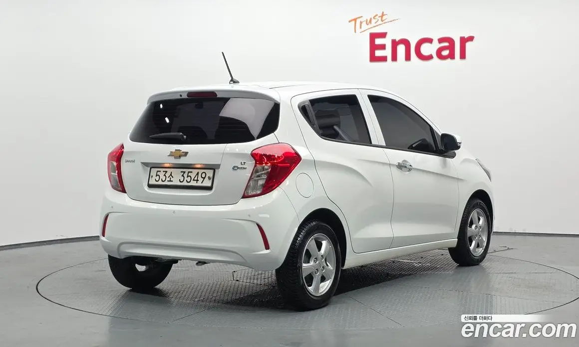Chevrolet Spark 2017 1.0 автомат (гидро), фото 1 Chevrolet Spark 2017 1.0 автомат (гидро), фото 1