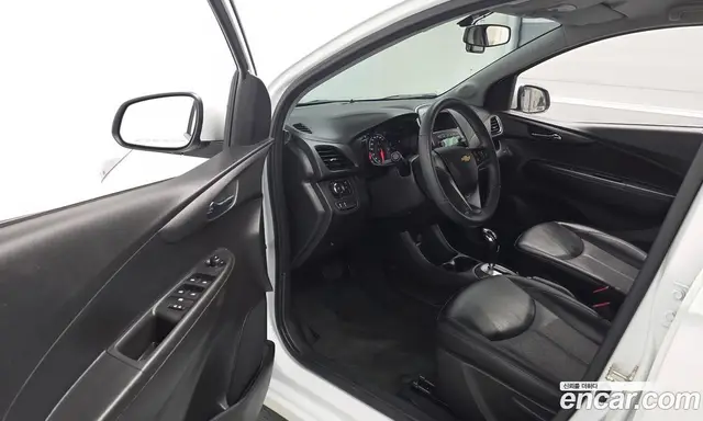 Chevrolet Spark 2017 1.0 автомат (гидро), миниатюра 12