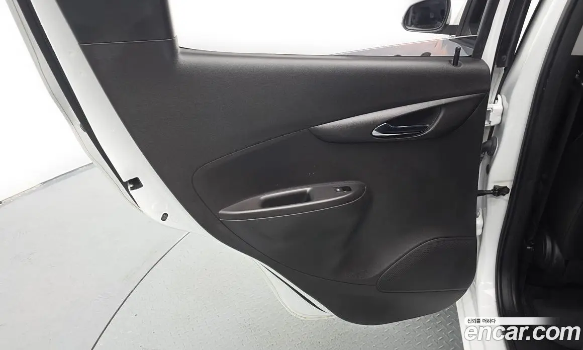 Chevrolet Spark 2017 1.0 автомат (гидро), фото 14 Chevrolet Spark 2017 1.0 автомат (гидро), фото 14