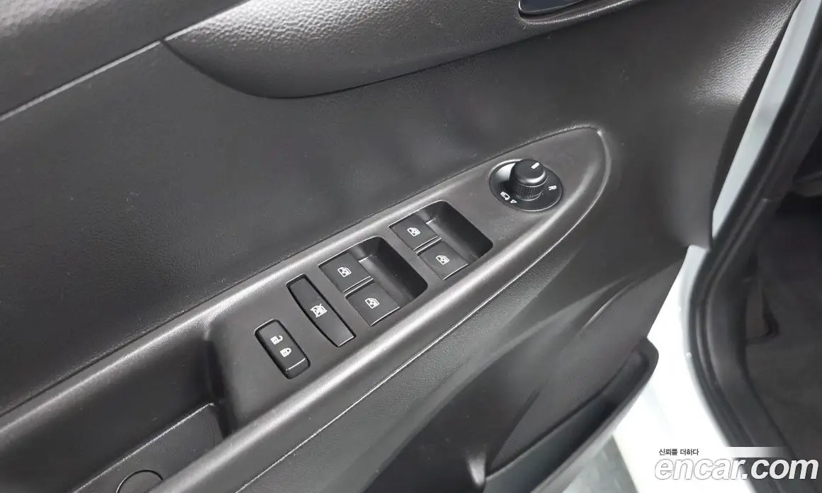 Chevrolet Spark 2017 1.0 автомат (гидро), фото 28 Chevrolet Spark 2017 1.0 автомат (гидро), фото 28
