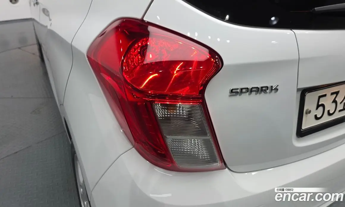 Chevrolet Spark 2017 1.0 автомат (гидро), фото 8 Chevrolet Spark 2017 1.0 автомат (гидро), фото 8