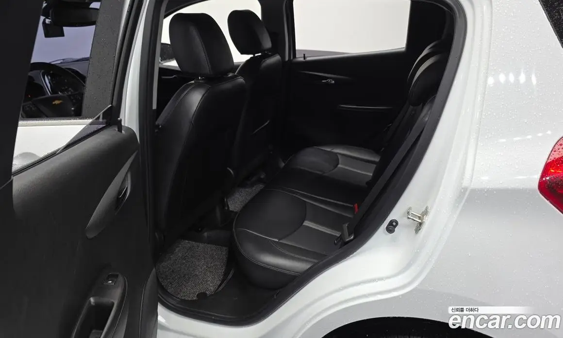 Chevrolet Spark 2018 1.0 автомат (гидро), фото 16 Chevrolet Spark 2018 1.0 автомат (гидро), фото 16