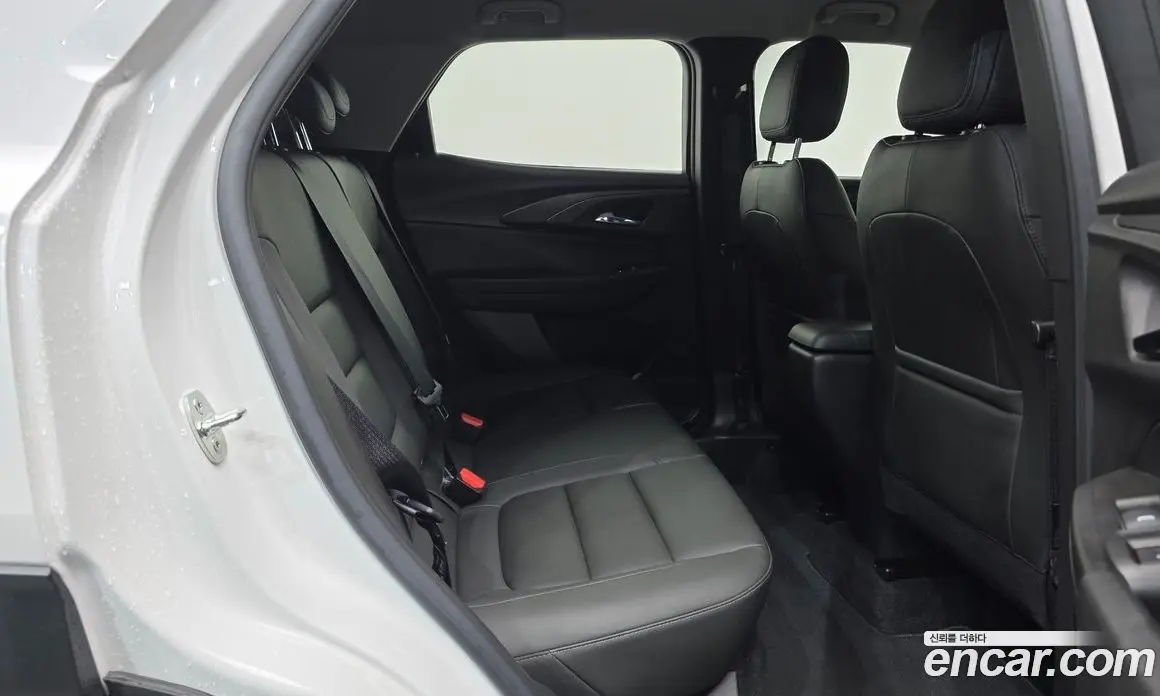 Chevrolet TrailBlazer 2022 1.3 автомат (гидро), фото 32 Chevrolet TrailBlazer 2022 1.3 автомат (гидро), фото 32