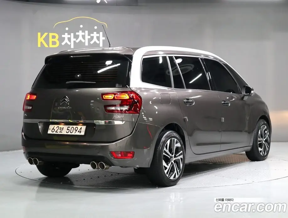 Citroen C4 Picasso 2018 1.6 автомат (гидро), фото 3 Citroen C4 Picasso 2018 1.6 автомат (гидро), фото 3